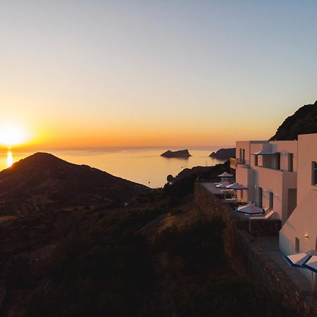 Odyssey Rock Milos Sunset Suites Plaka  Экстерьер фото
