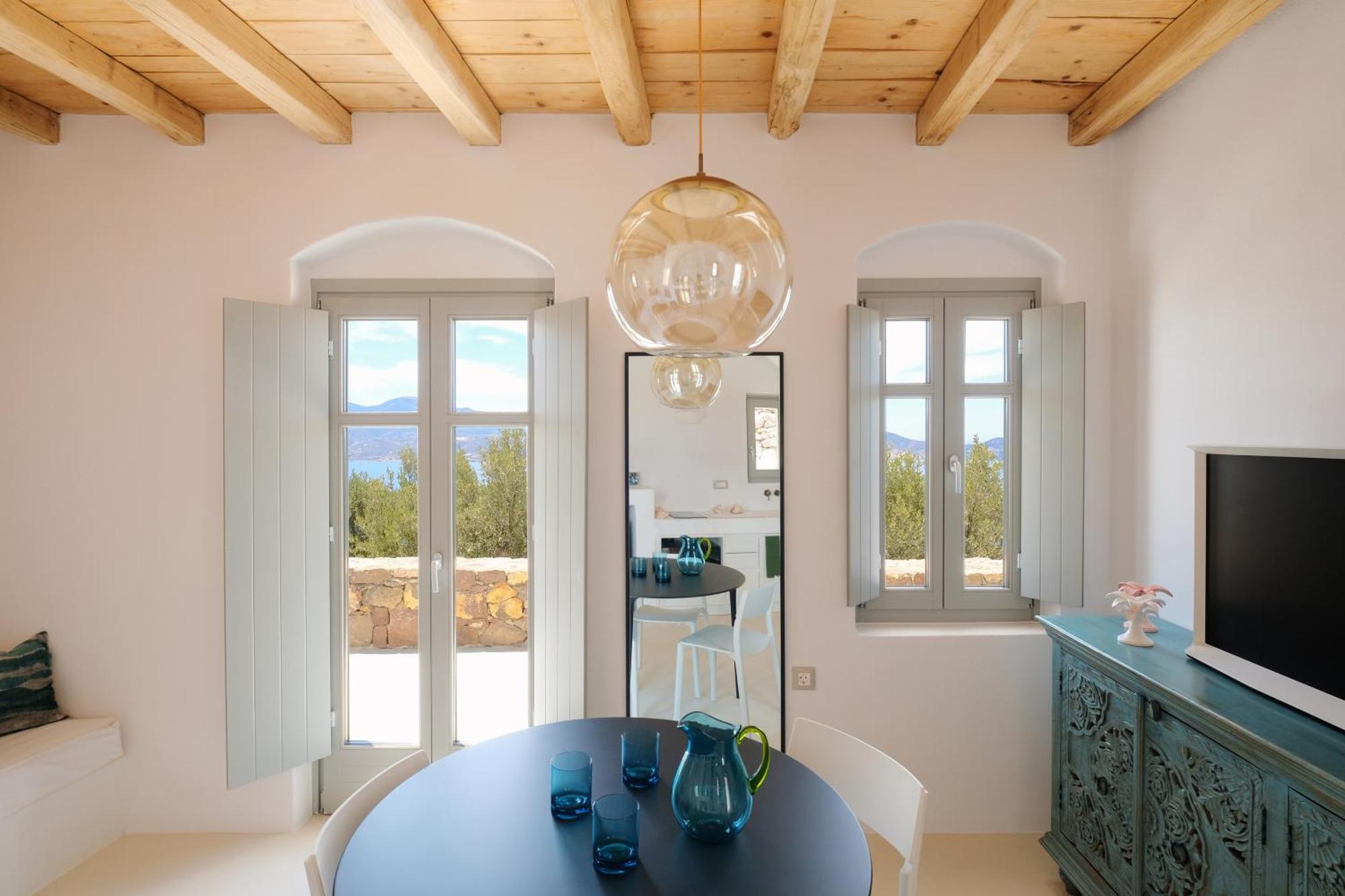 Odyssey Rock Milos Sunset Suites Plaka  Экстерьер фото