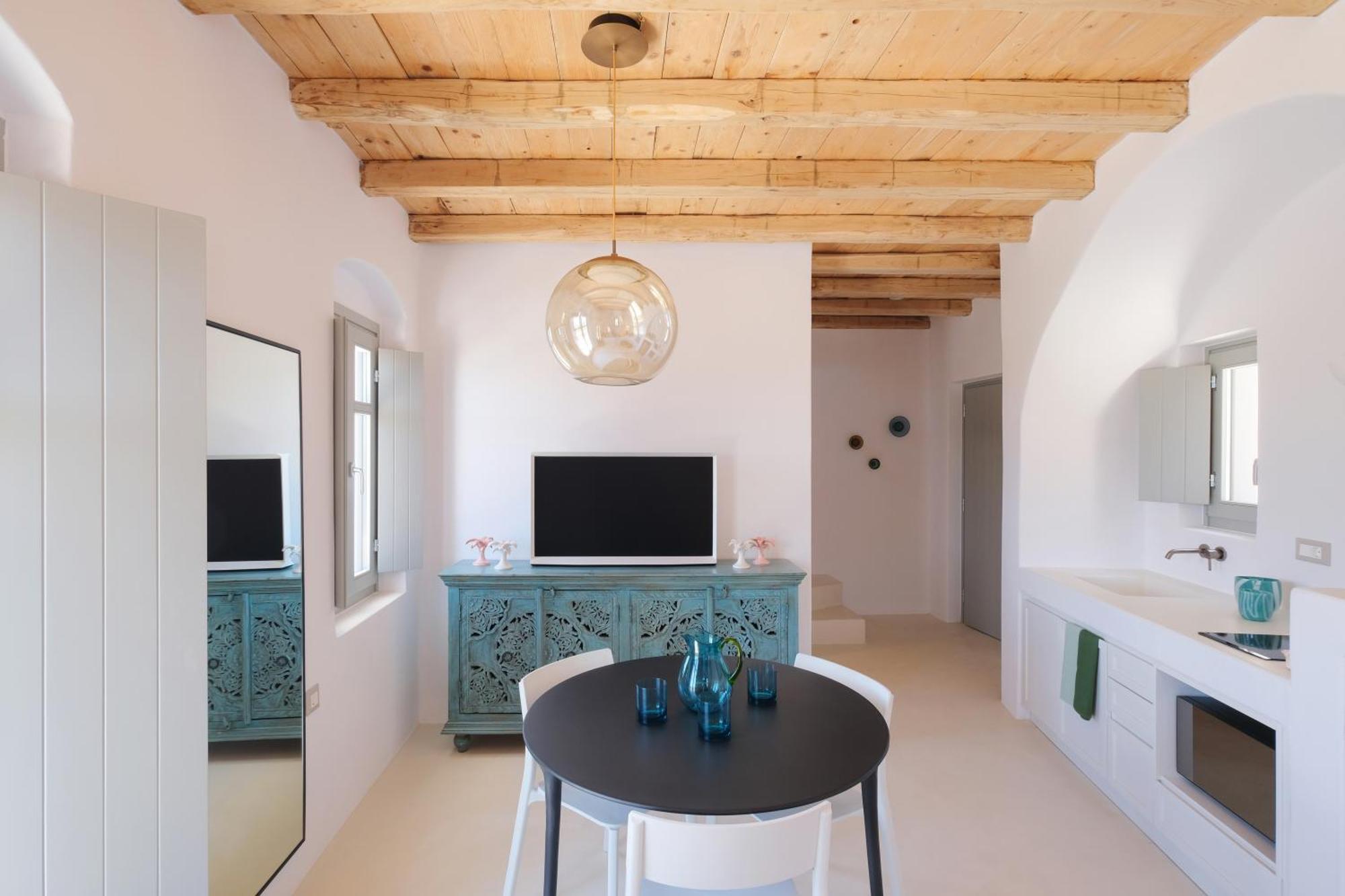 Odyssey Rock Milos Sunset Suites Plaka  Экстерьер фото