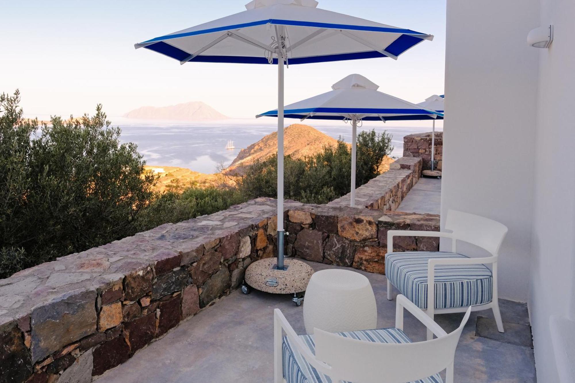 Odyssey Rock Milos Sunset Suites Plaka  Экстерьер фото