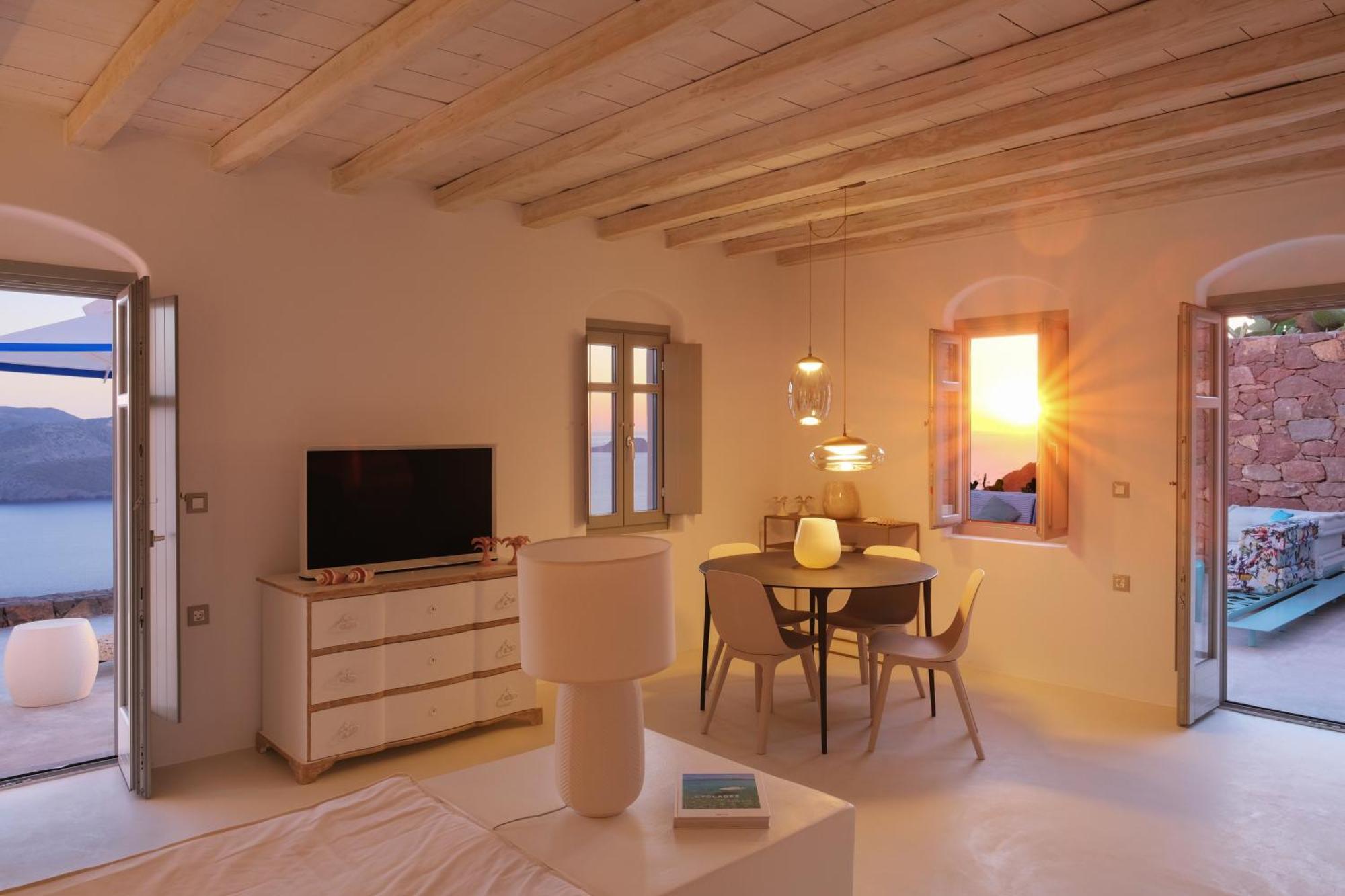 Odyssey Rock Milos Sunset Suites Plaka  Номер фото