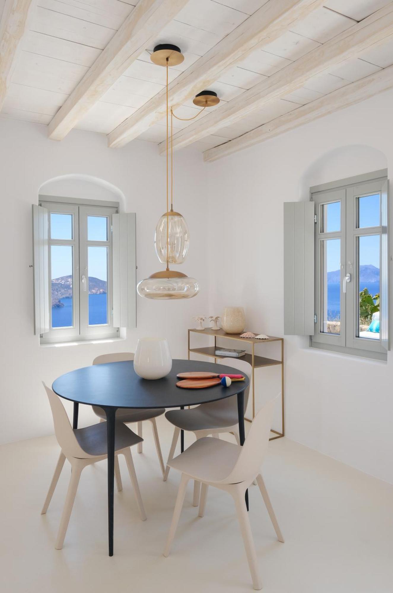 Odyssey Rock Milos Sunset Suites Plaka  Номер фото
